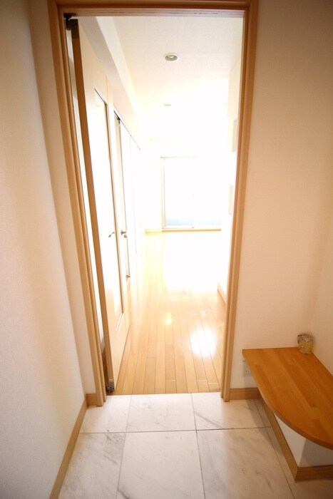 物件内観写真20　(廊下)