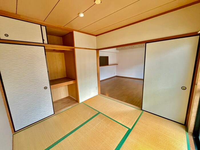 物件内観写真9　(居室)