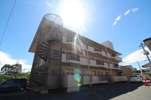 ハイツテラダ１号館外観写真