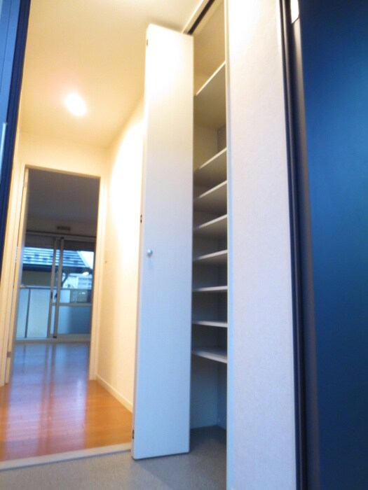 物件内観写真16　(靴箱)