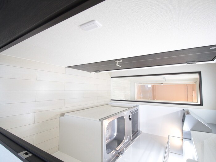 物件内観写真8　(廊下)