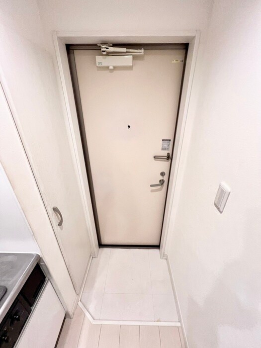 物件内観写真17　(玄関)