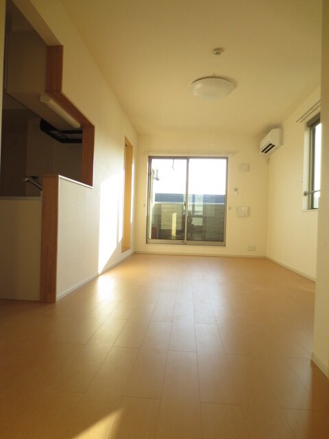 物件内観写真9　(居室)