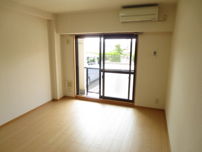 物件内観写真13　(居室)