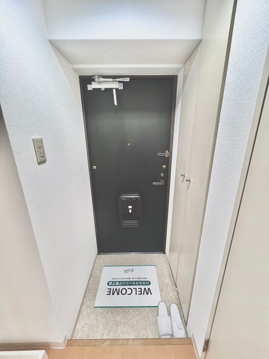 物件内観写真14　(玄関)