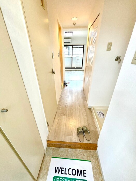 物件内観写真15　(廊下)