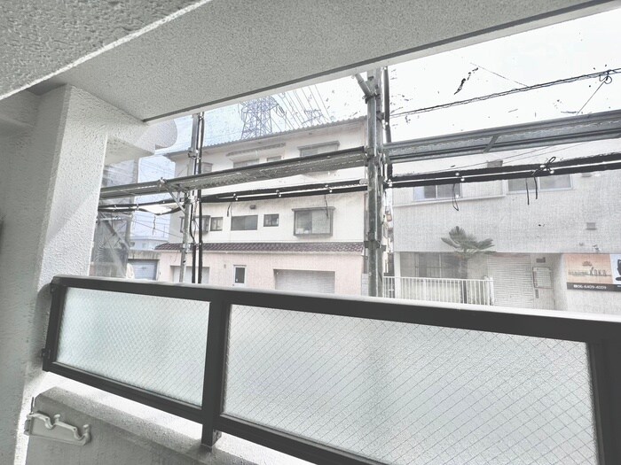 物件内観写真16　(室内からの展望)