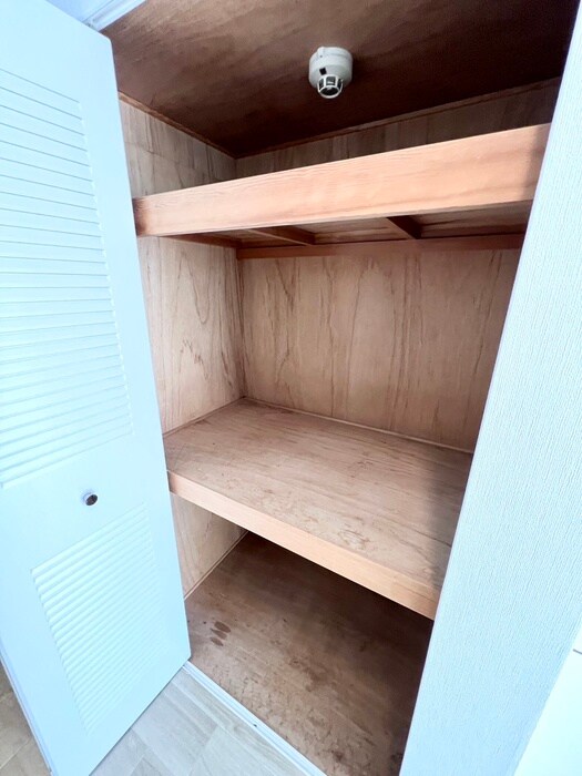 物件内観写真18　(収納)