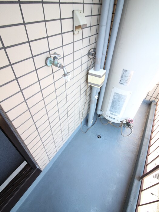 物件内観写真9　(洗濯機置場)