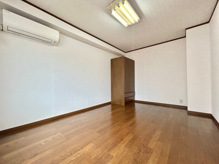 物件内観写真6　(居室)