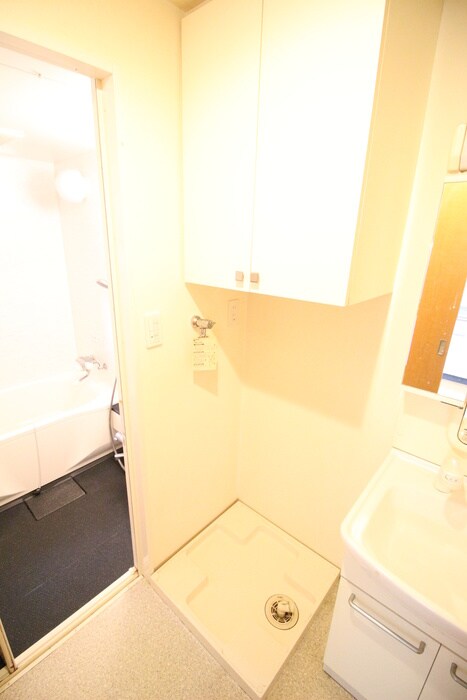 物件内観写真19　(洗濯機置場)