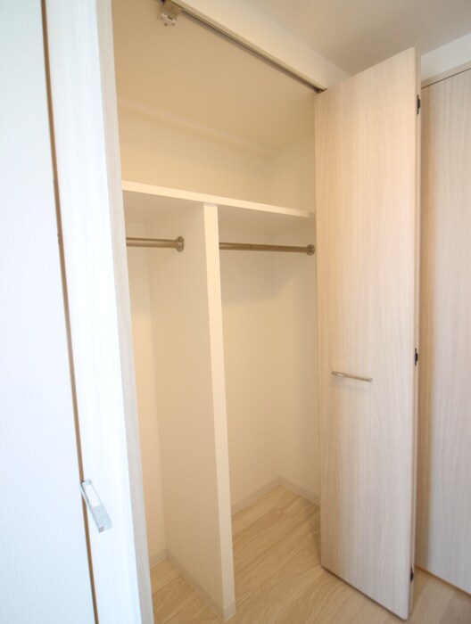 物件内観写真8　(収納)