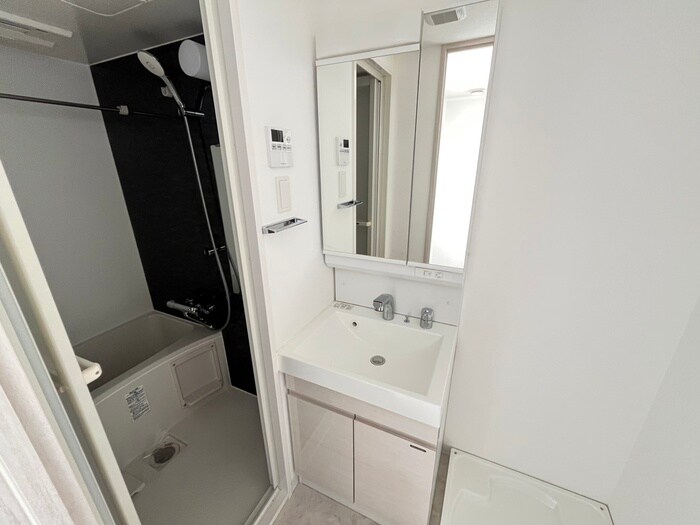 物件内観写真10　(洗面)