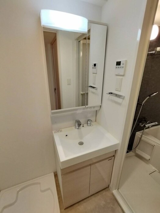 物件内観写真13　(洗面)