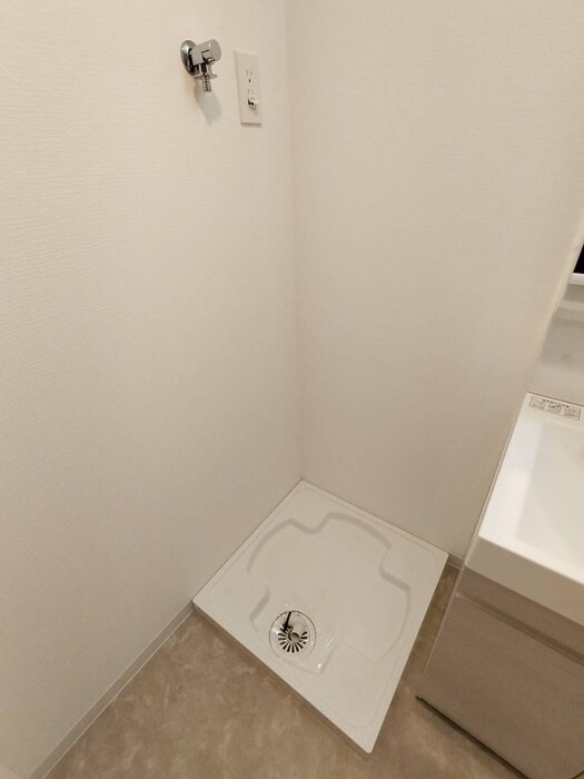 物件内観写真20　(洗濯機置場)