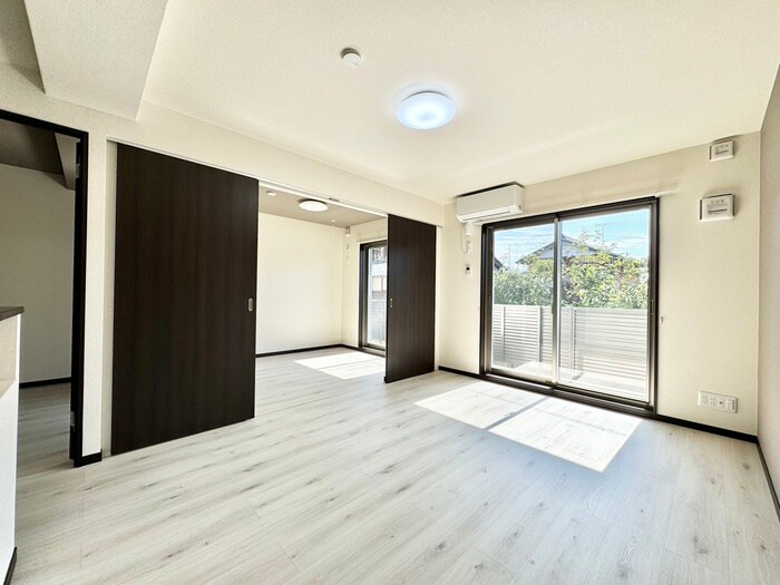 物件内観写真8　(居室)