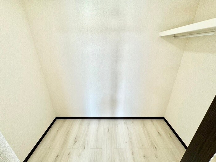 物件内観写真13　(収納)