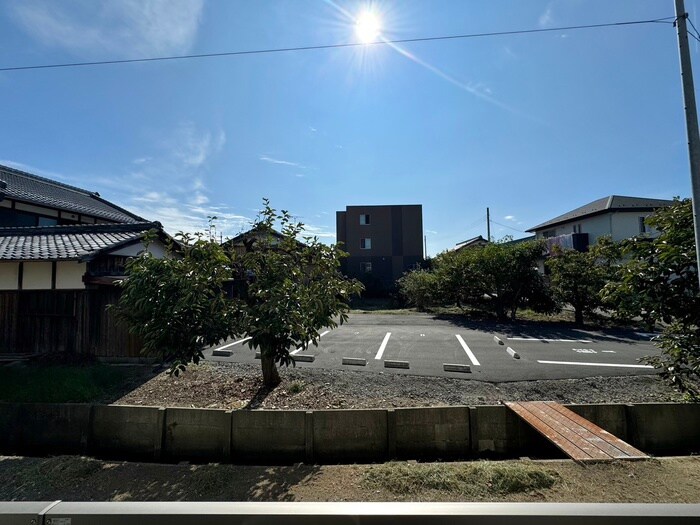 物件内観写真15　(室内からの展望)