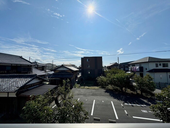 物件内観写真15　(玄関)