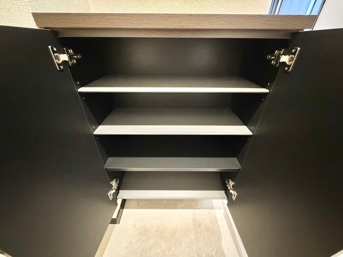 物件内観写真16　(靴箱)