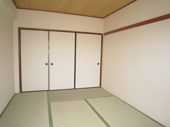 物件内観写真6　(居室)