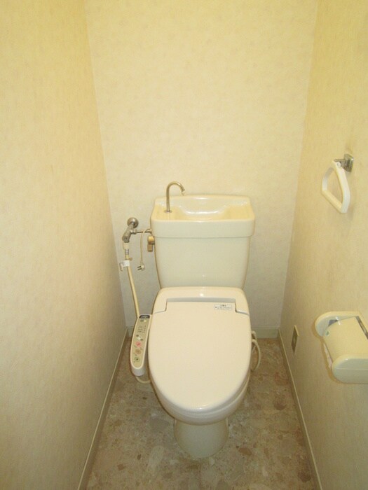 物件内観写真12　(トイレ)