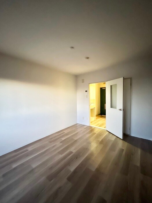 物件内観写真22　(居室)