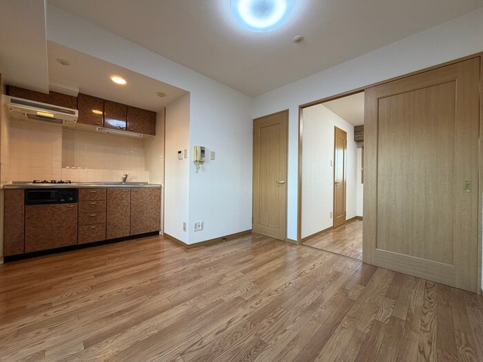 物件内観写真9　(居室)