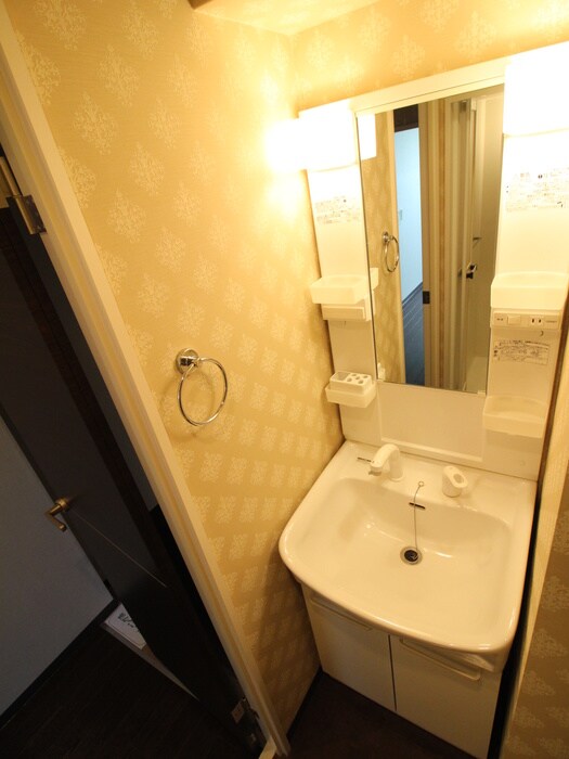 物件内観写真8　(洗面)