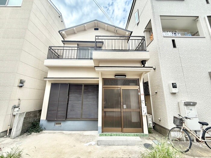 物件外観写真1　(外観写真)