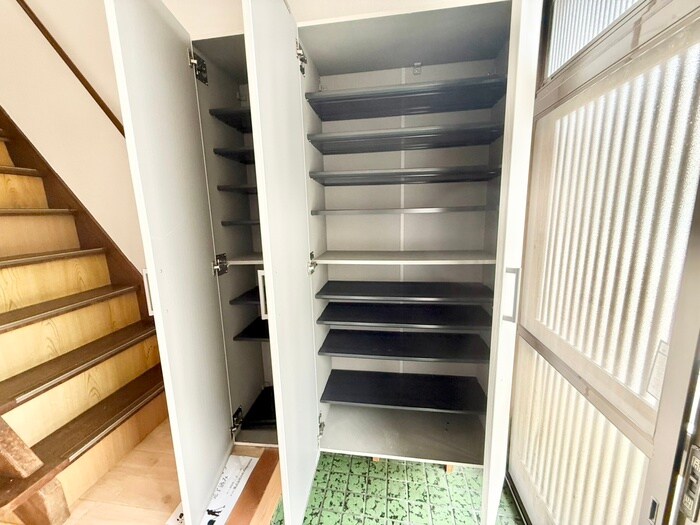 物件内観写真21　(靴箱)