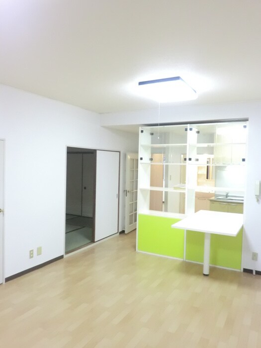 物件内観写真19　(居室)