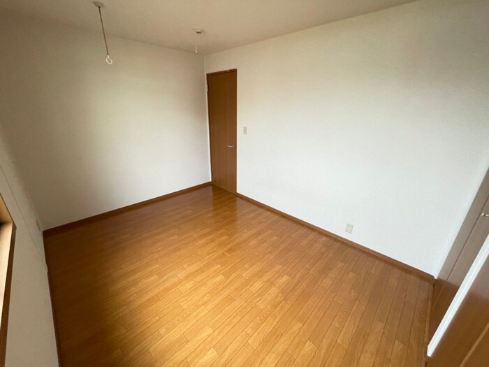 物件内観写真13　(居室)