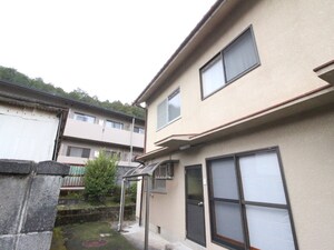 森本様テラスハウス外観写真