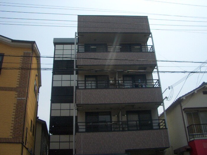 物件外観写真6　(駐車場)