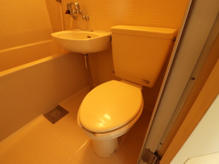 物件内観写真9　(トイレ)