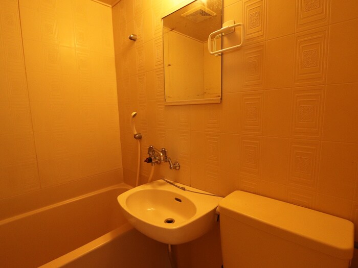 物件内観写真10　(洗面)