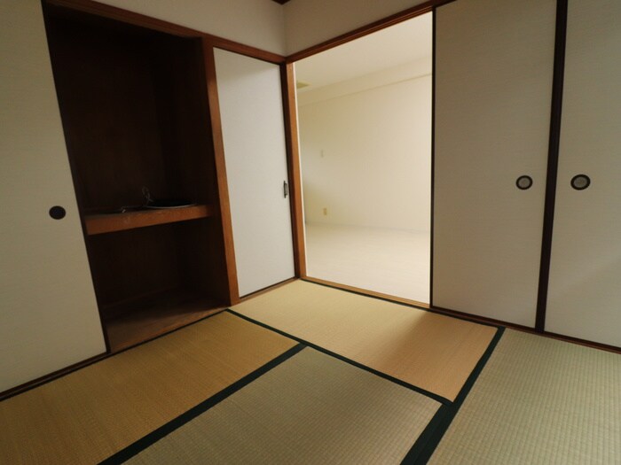 物件内観写真16　(居室)