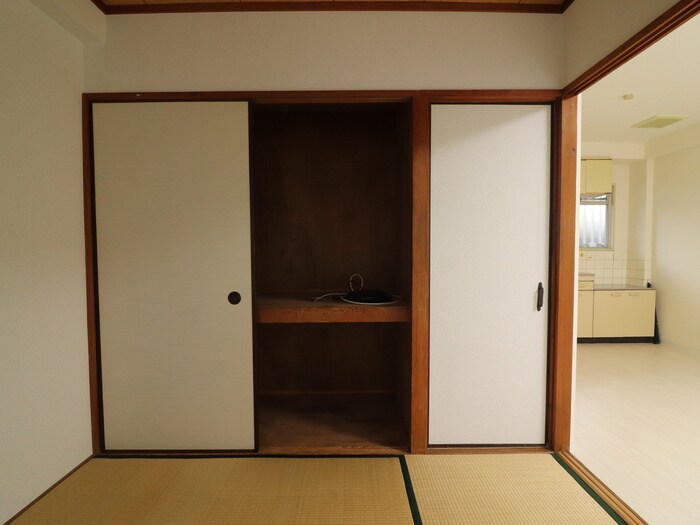 物件内観写真17　(収納)