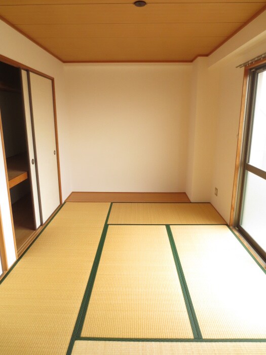 物件内観写真10　(居室)