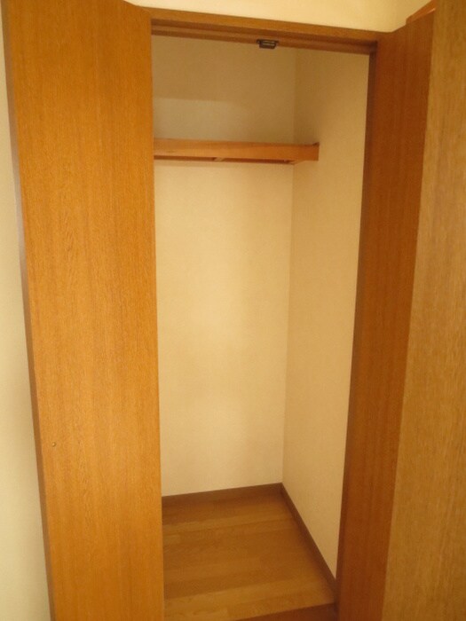 物件内観写真11　(収納)