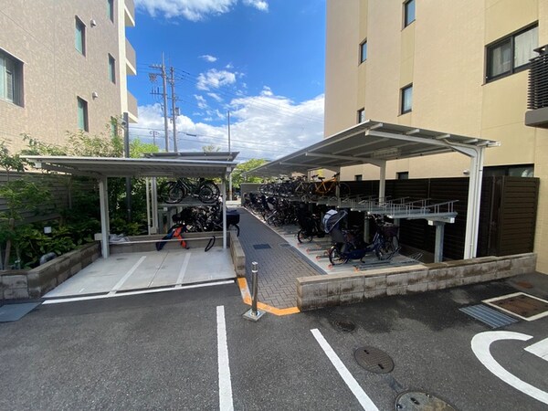 駐輪場