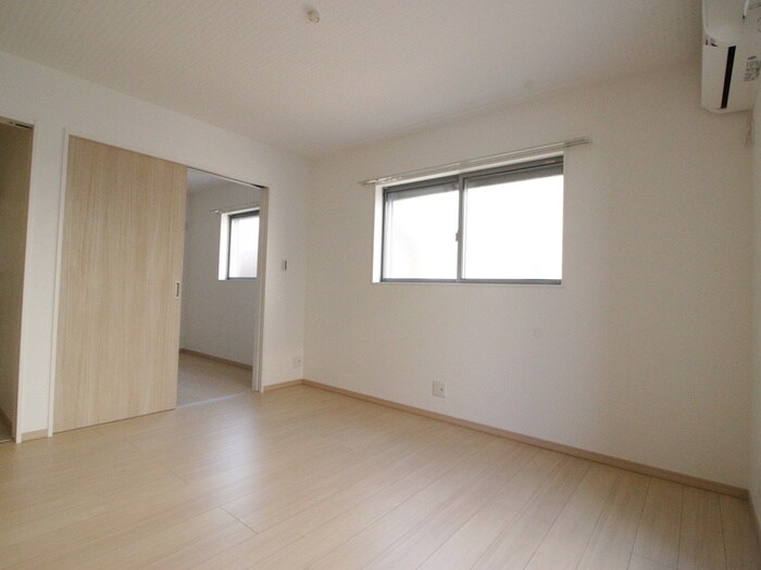 物件内観写真19　(居室)