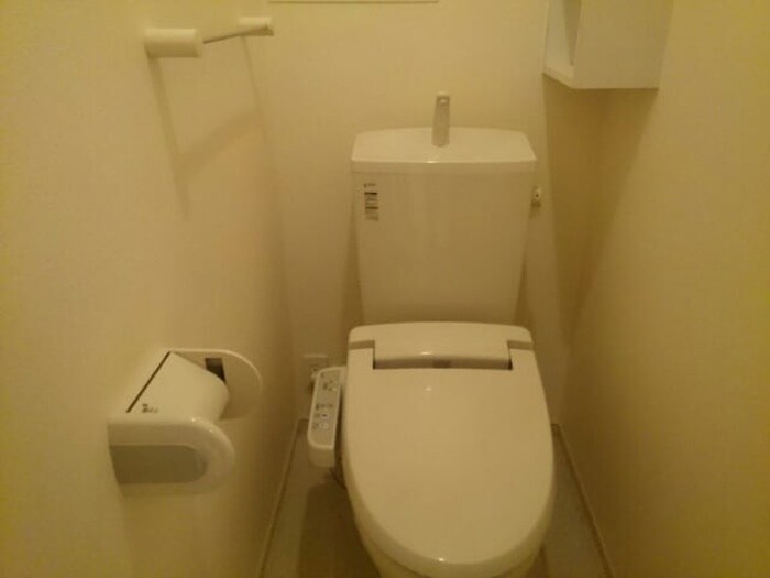 物件内観写真11　(トイレ)