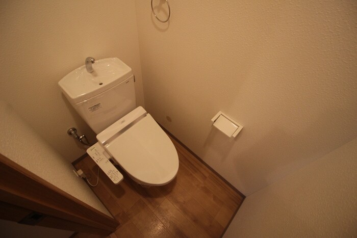 物件内観写真15　(トイレ)