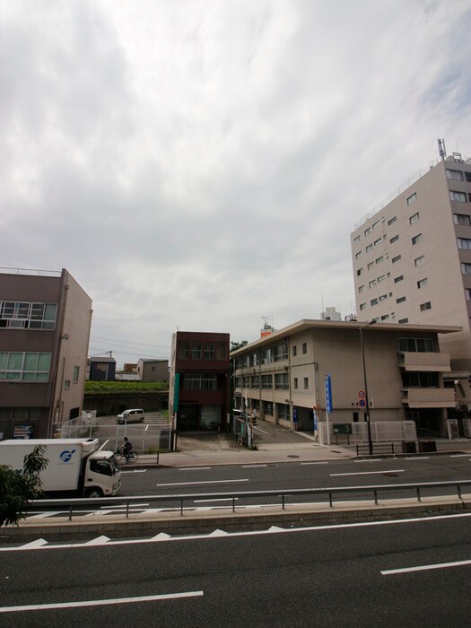 物件内観写真16　(室内からの展望)