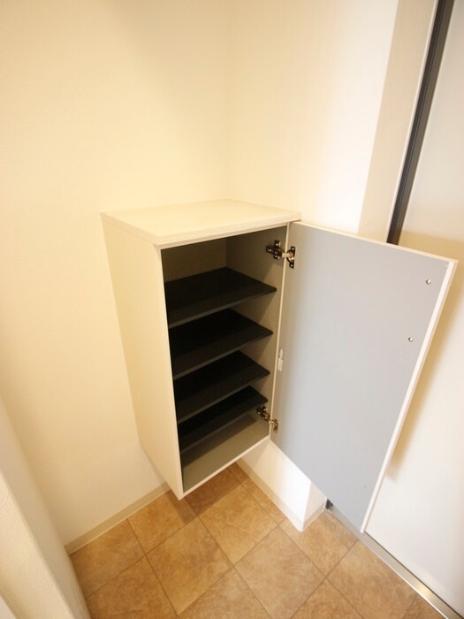 物件内観写真17　(靴箱)