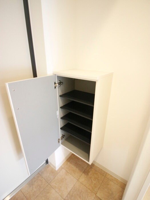 物件内観写真17　(靴箱)