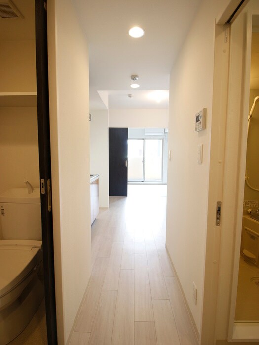 物件内観写真18　(廊下)