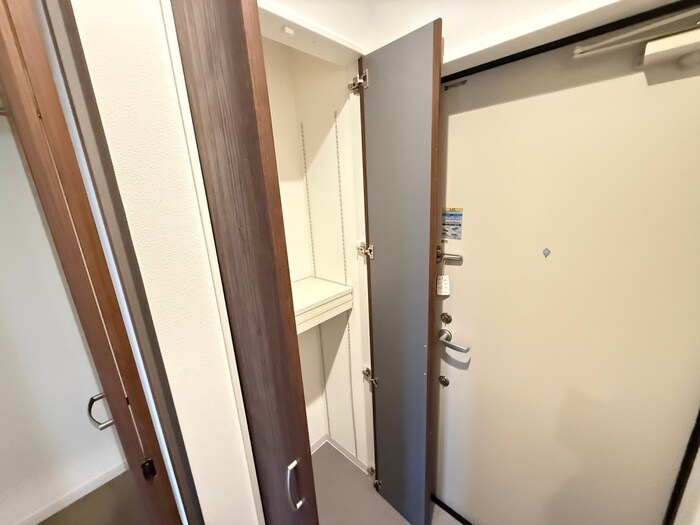 物件内観写真14　(靴箱)